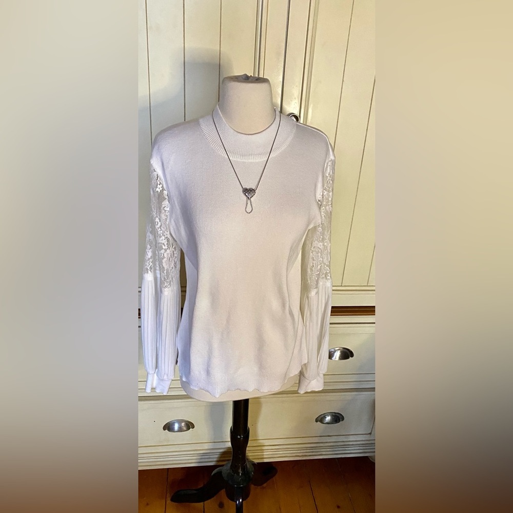 🌟Fontana Mock Turtleneck Crisp White Sweater🌟  NWOT